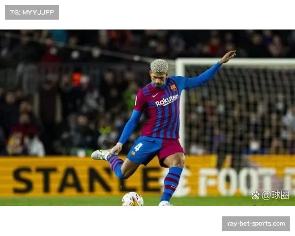 巴萨后防线伤病情况缓解 阿劳霍已恢复合练